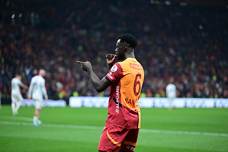TRANSFER HABERİ - Galatasaray’dan Davinson Sanchez kararı!