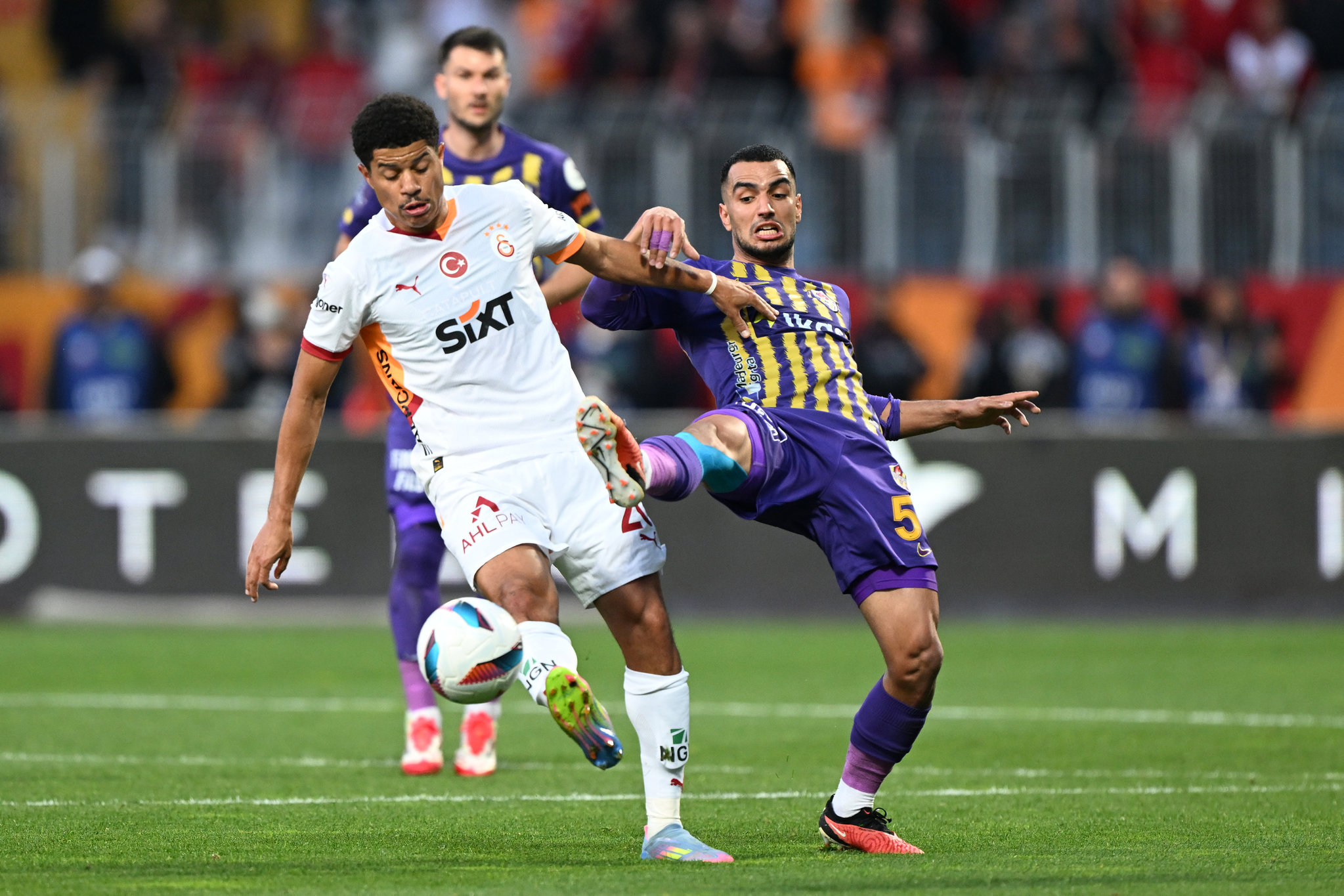 Galatasaray 3 puan peşinde! İşte Cimbom’un Net Global Sivasspor maçı muhtemel 11’i