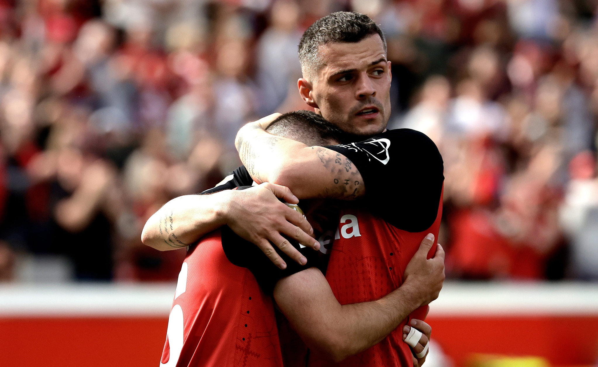 TRANSFER HABERİ: Xhaka adım adım Galatasaray’a! İşte görüşme tarihi