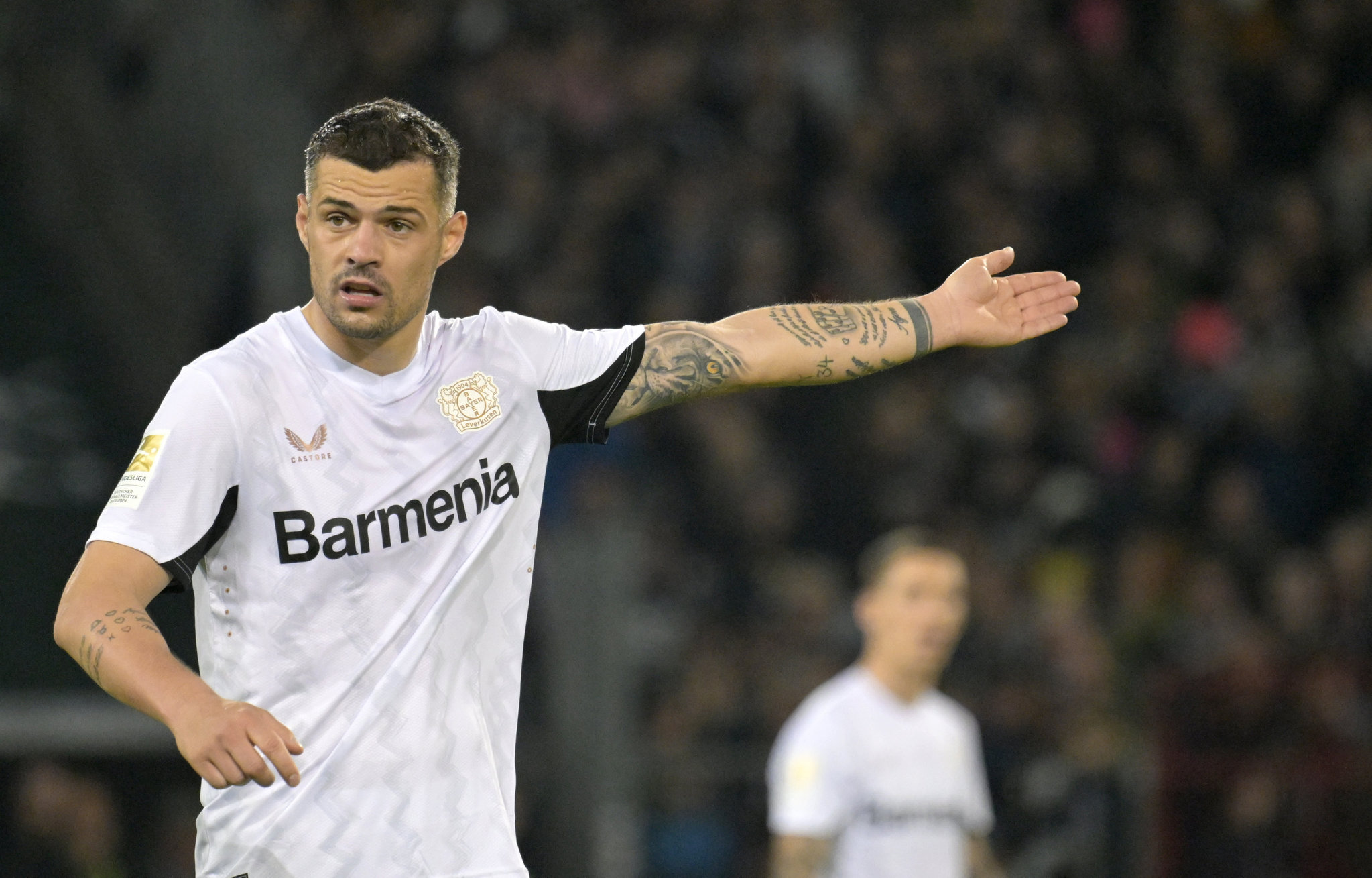 TRANSFER HABERİ: Xhaka adım adım Galatasaray’a! İşte görüşme tarihi