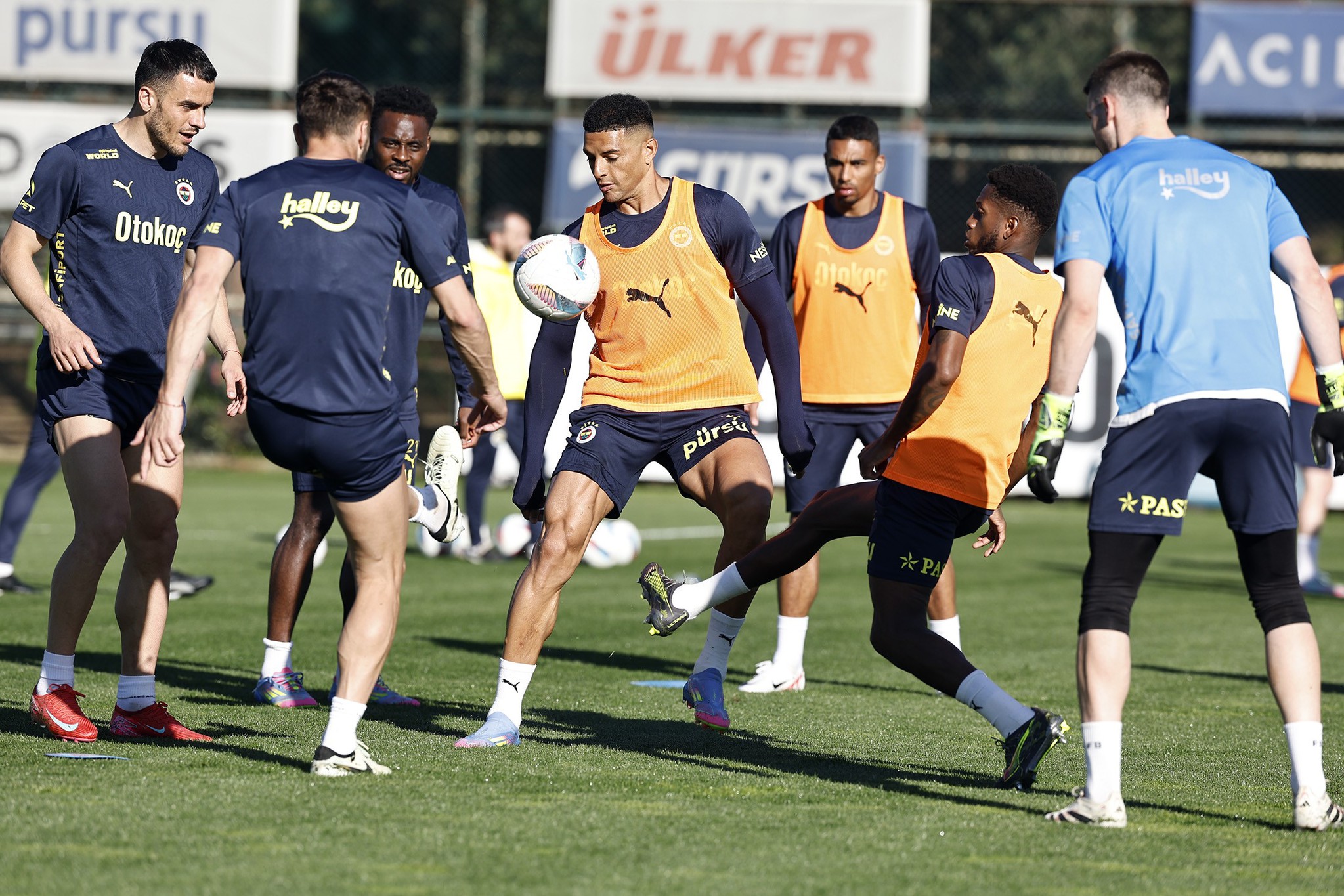 Fenerbahçe’ye Venezuelalı 10 numara! Sürpriz transfer hamlesi