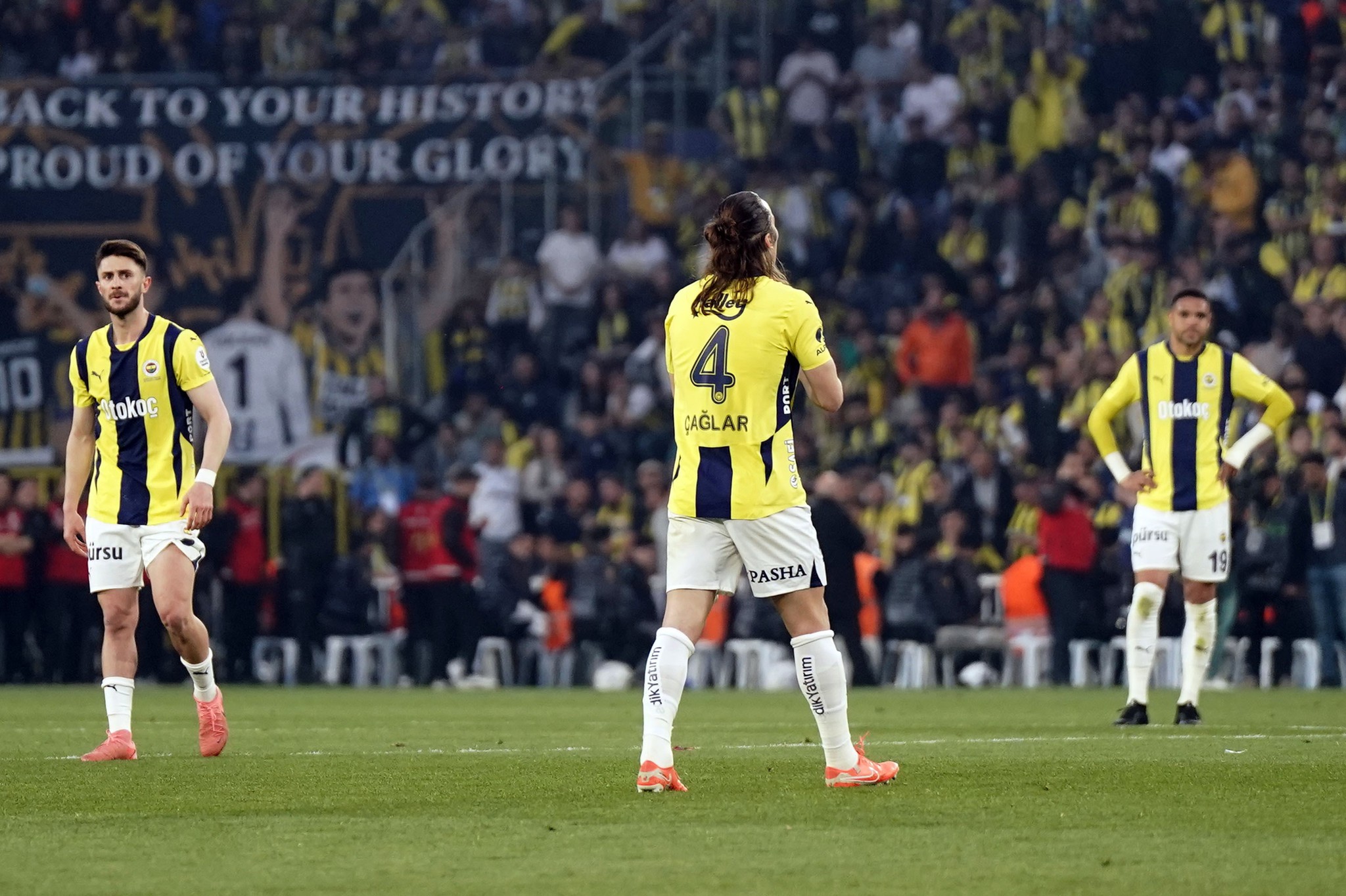 Jose Mourinho Fenerbahçe’den ayrılıyor mu? Flaş Leeds United iddiası!