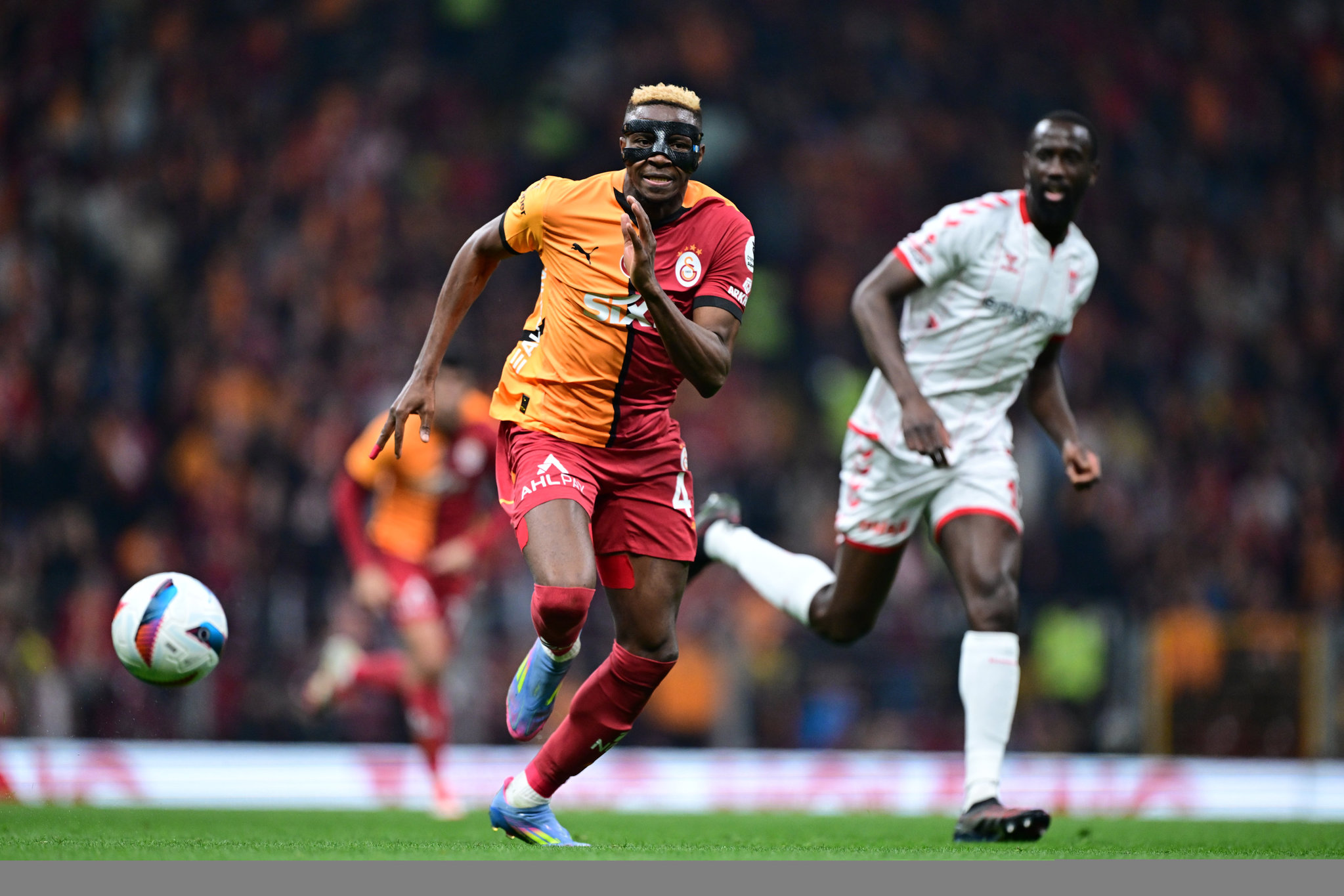 GALATASARAY TRANSFER HABERİ: Osimhen’in menajerinden şok hamle!