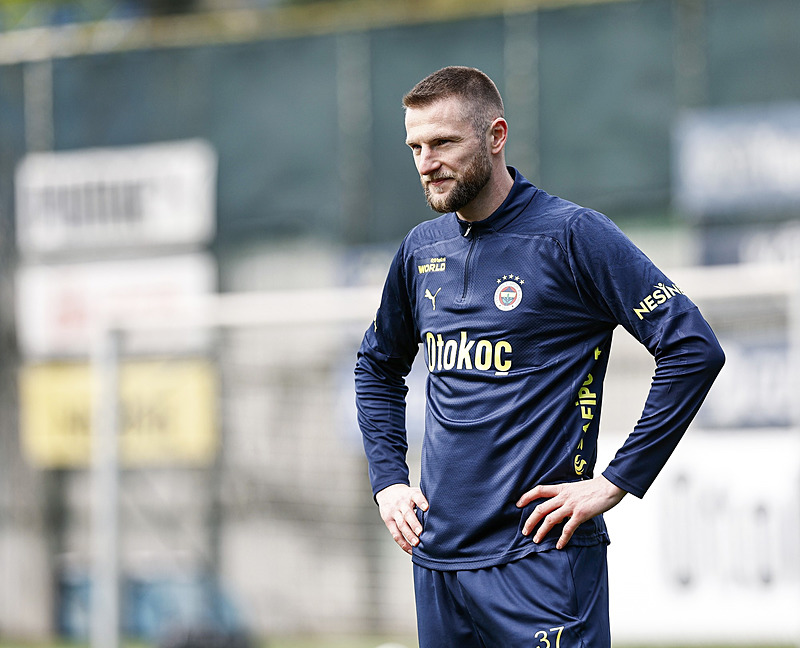 Fenerbahçe transferde B planını belirledi! Skriniar olmazsa o yıldız gelecek