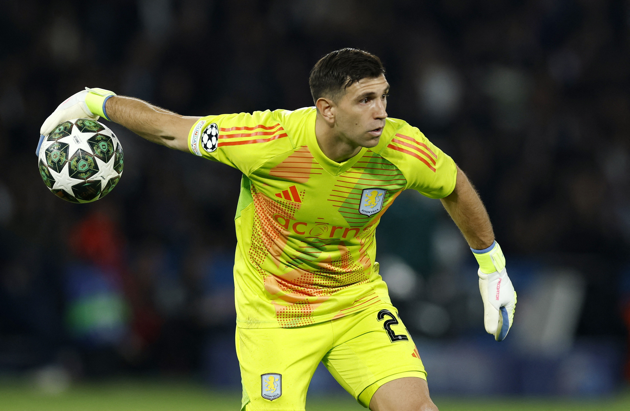 Fenerbahçe’den Emiliano Martinez bombası! Transferde flaş Lunin detayı