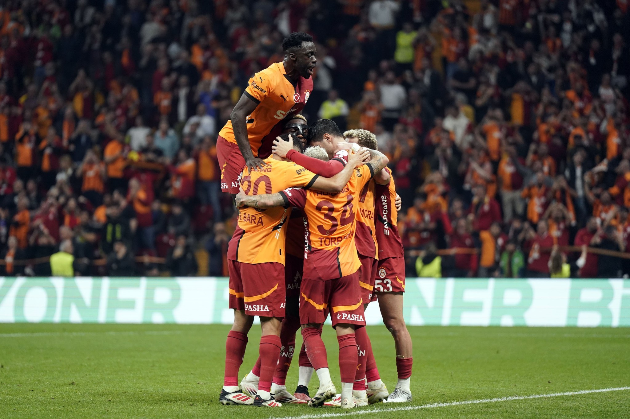 Galatasaray’dan flaş transfer hamlesi! Kaan Ayhan’ın kardeşi...