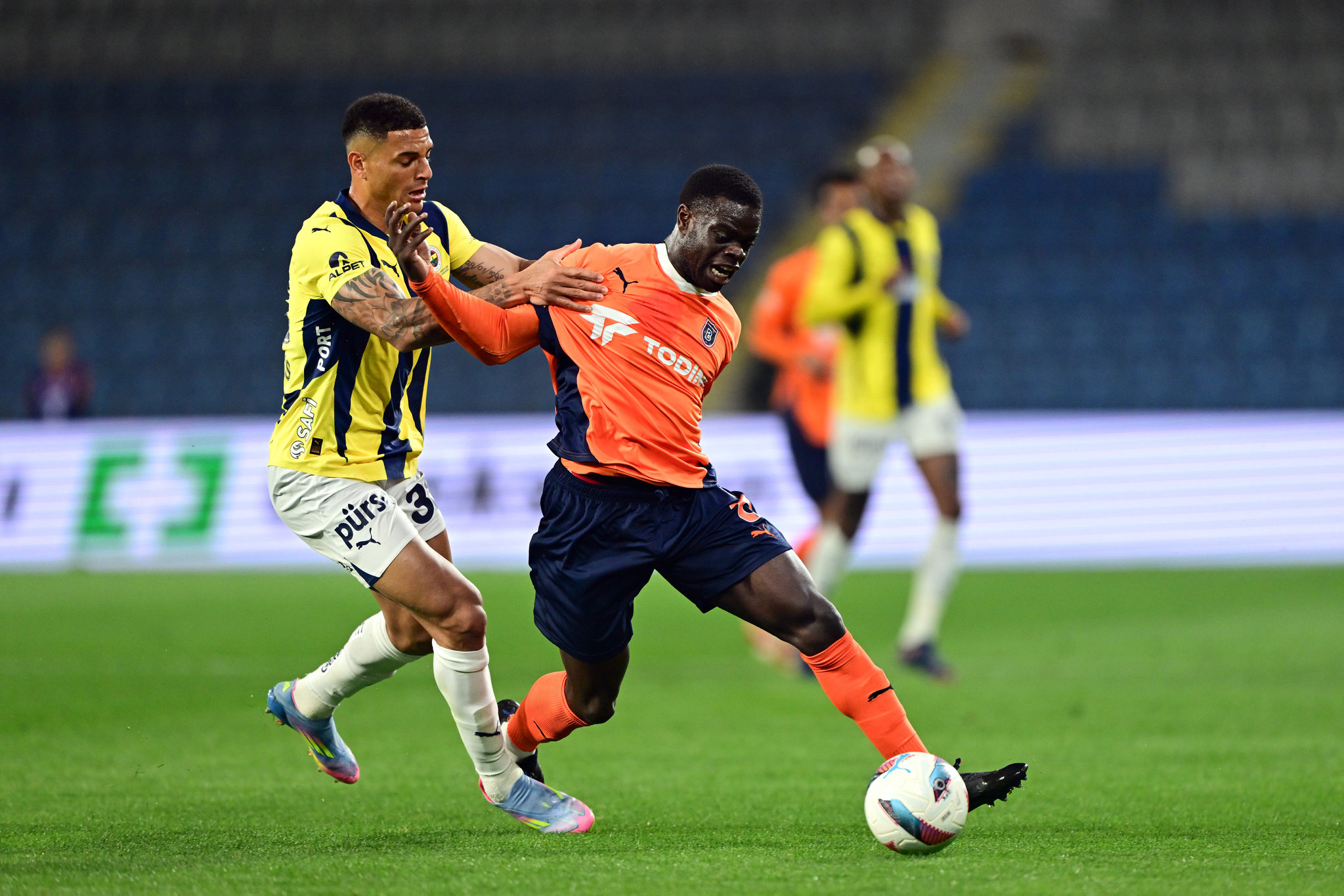 Fenerbahçe’den Milan Skriniar ve Diego Carlos kararı!