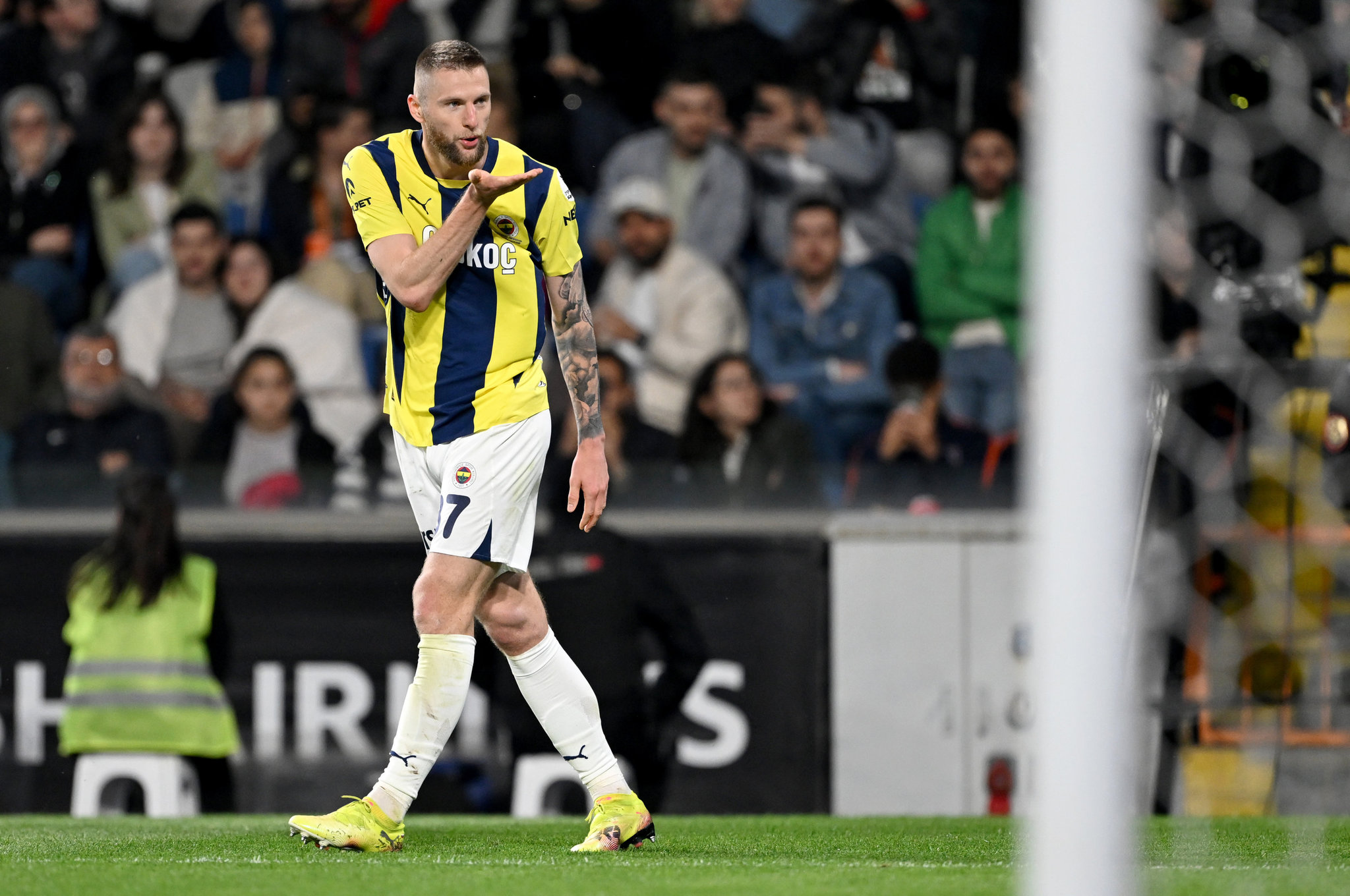 Fenerbahçe’den Milan Skriniar ve Diego Carlos kararı!