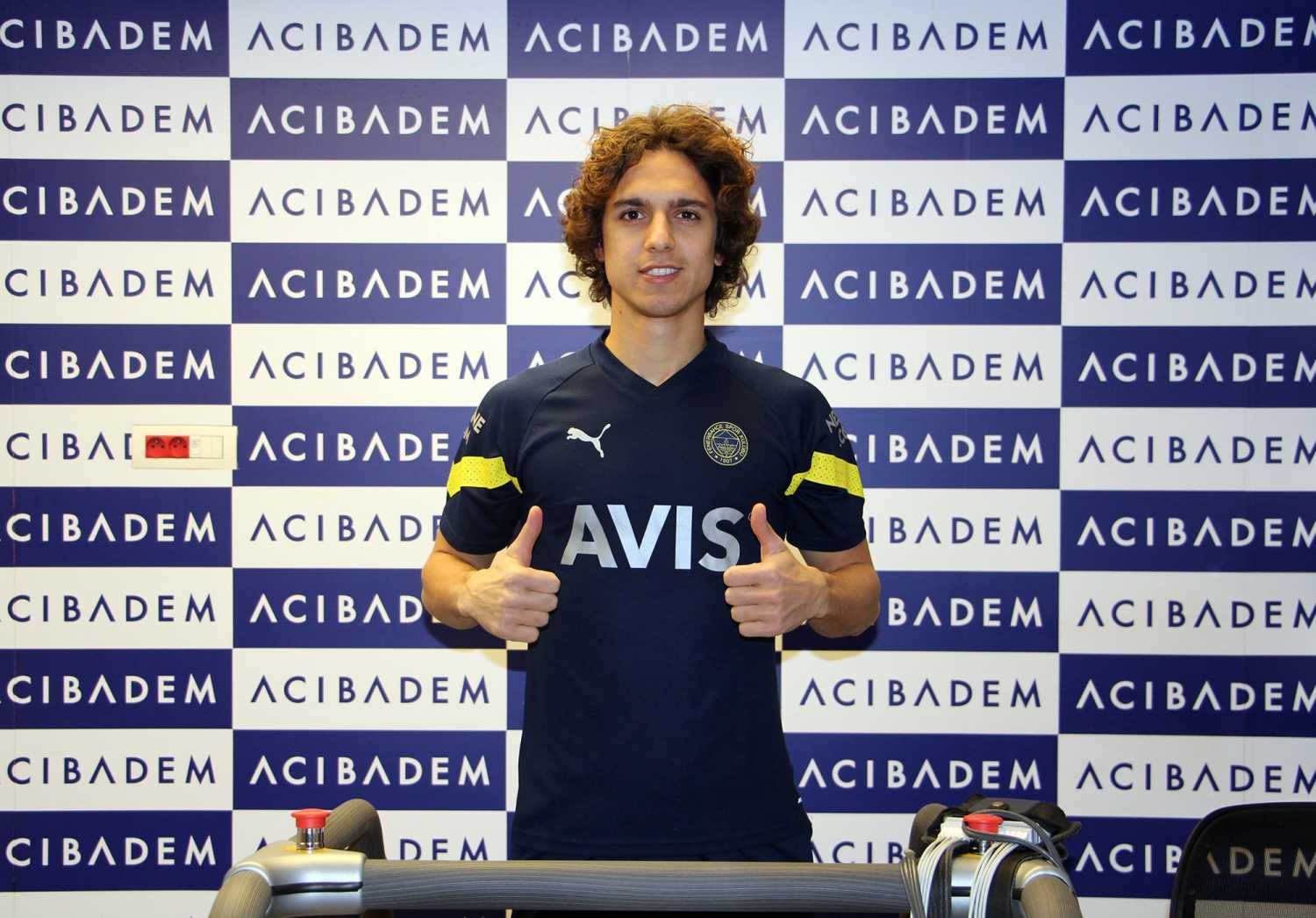 TRANSFER HABERİ: Veda açıklaması yaptı! Fenerbahçe’ye geri dönüyor