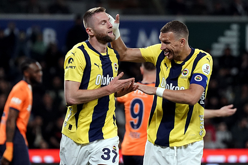 TRANSFER HABERİ: Veda açıklaması yaptı! Fenerbahçe’ye geri dönüyor