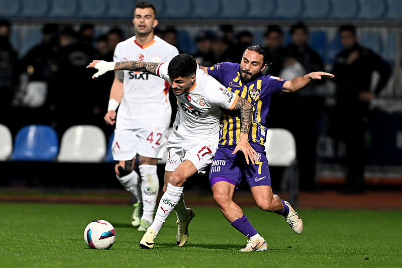 GALATASARAY HABERİ: Transferde Yunus Akgün bombası! Astronomik teklif...