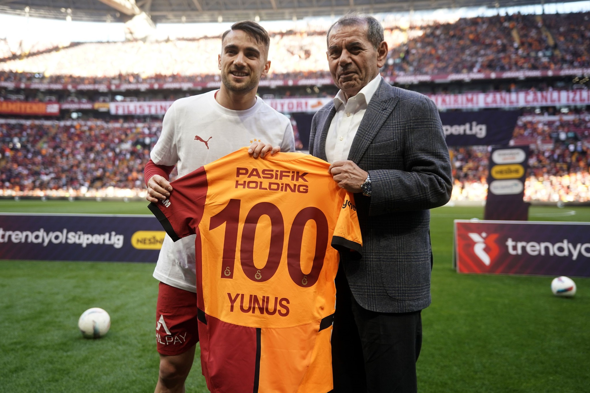 GALATASARAY HABERİ: Transferde Yunus Akgün bombası! Astronomik teklif...