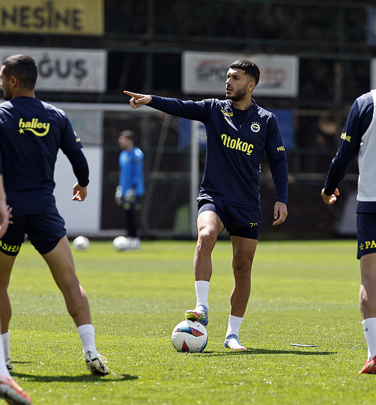 TRANSFER HABERLERİ | Fenerbahçe’de hedef 18’lik yıldız! Takıma gençlik aşısı