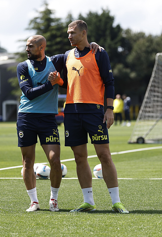 TRANSFER HABERLERİ | Fenerbahçe’de hedef 18’lik yıldız! Takıma gençlik aşısı