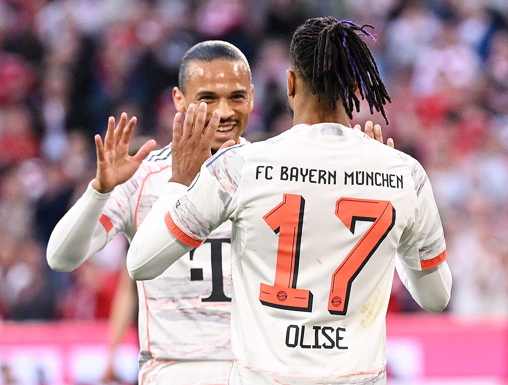 Galatasaray’a Sane piyangosu! Menajeri devreye girdi
