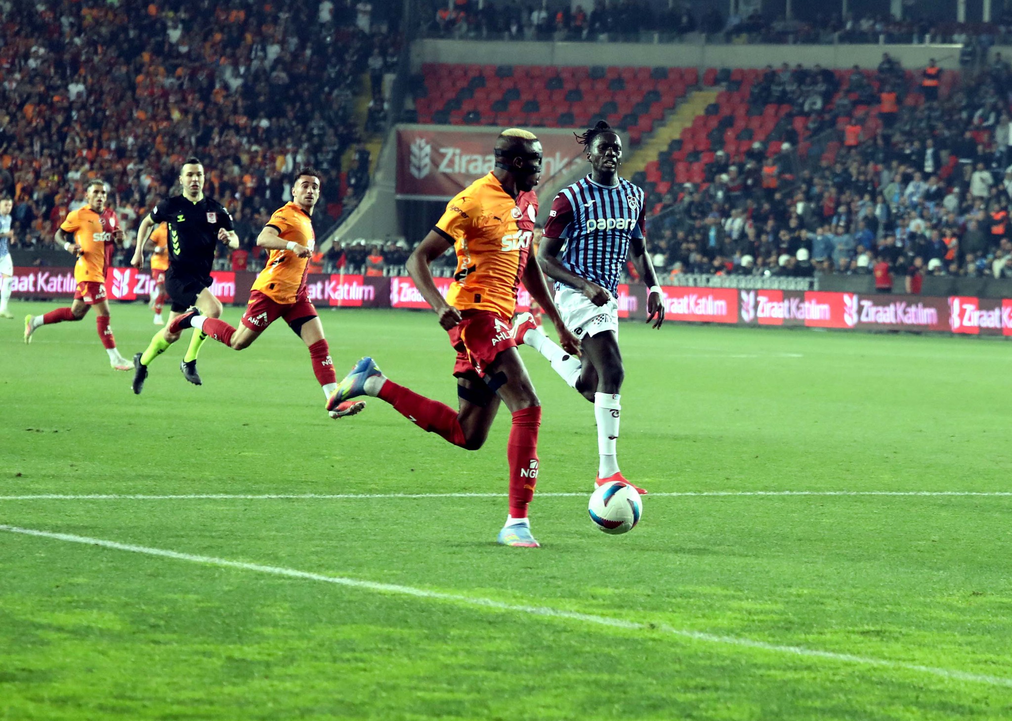 Galatasaray’a yeni Osimhen! Cimbom’dan scout transferi