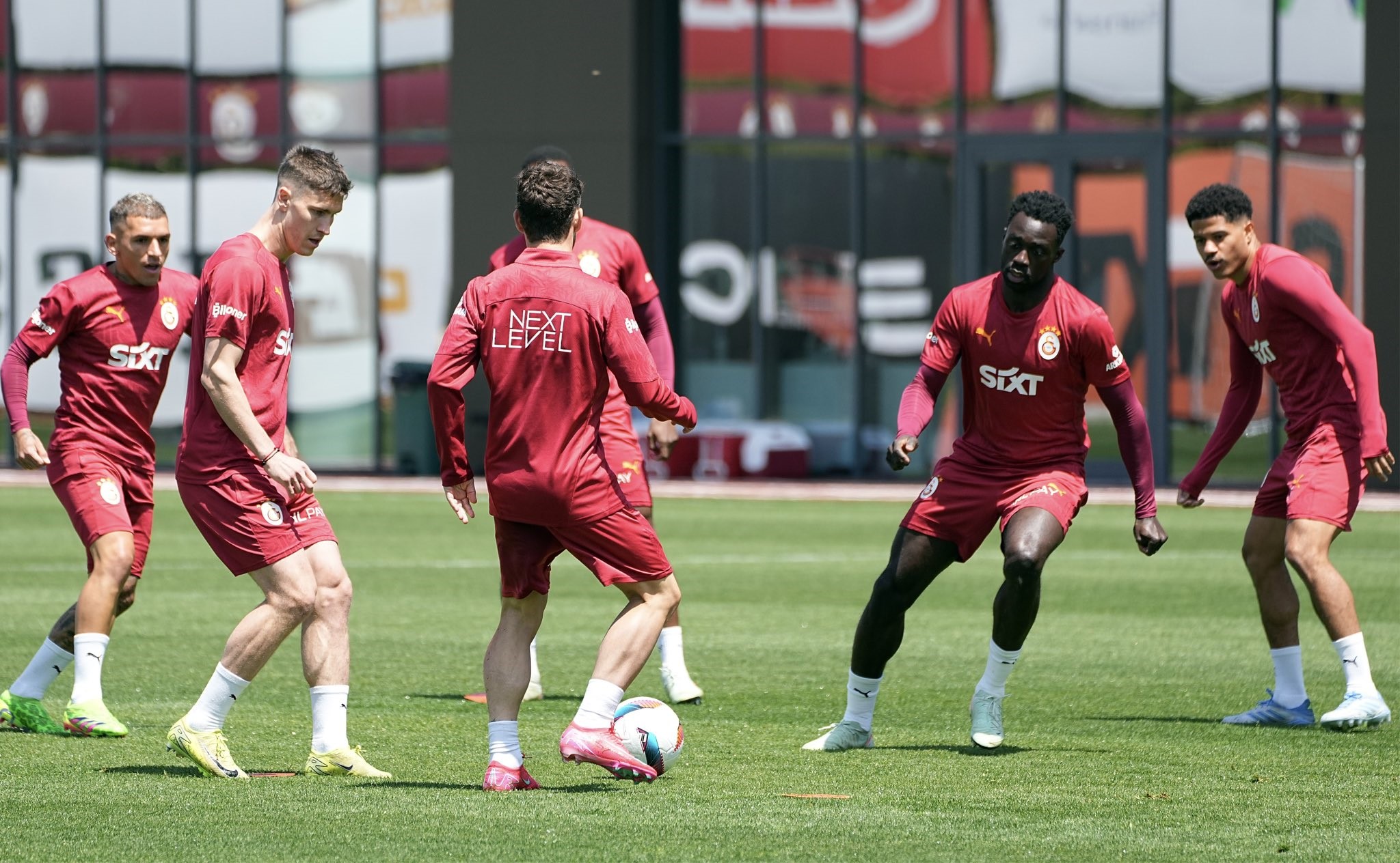 Galatasaray şampiyonluk için sahada! İşte Okan Buruk’un Bellona Kayserispor maçı 11’i