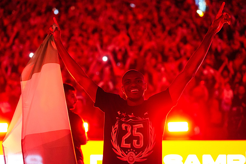 Victor Osimhen’den 5. yıldız paylaşımı!