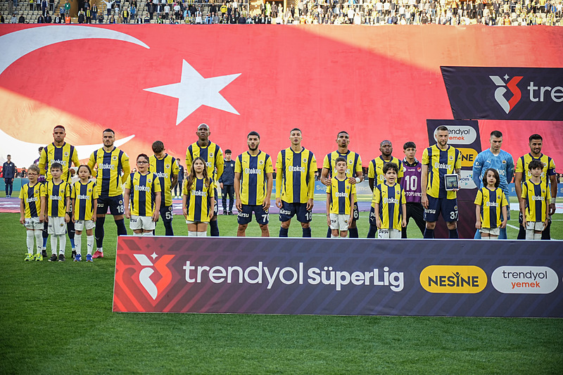 TRANSFER HABERİ - Fenerbahçe’den dev golcü hamlesi! Osimhen seviyesinde yıldız geliyor