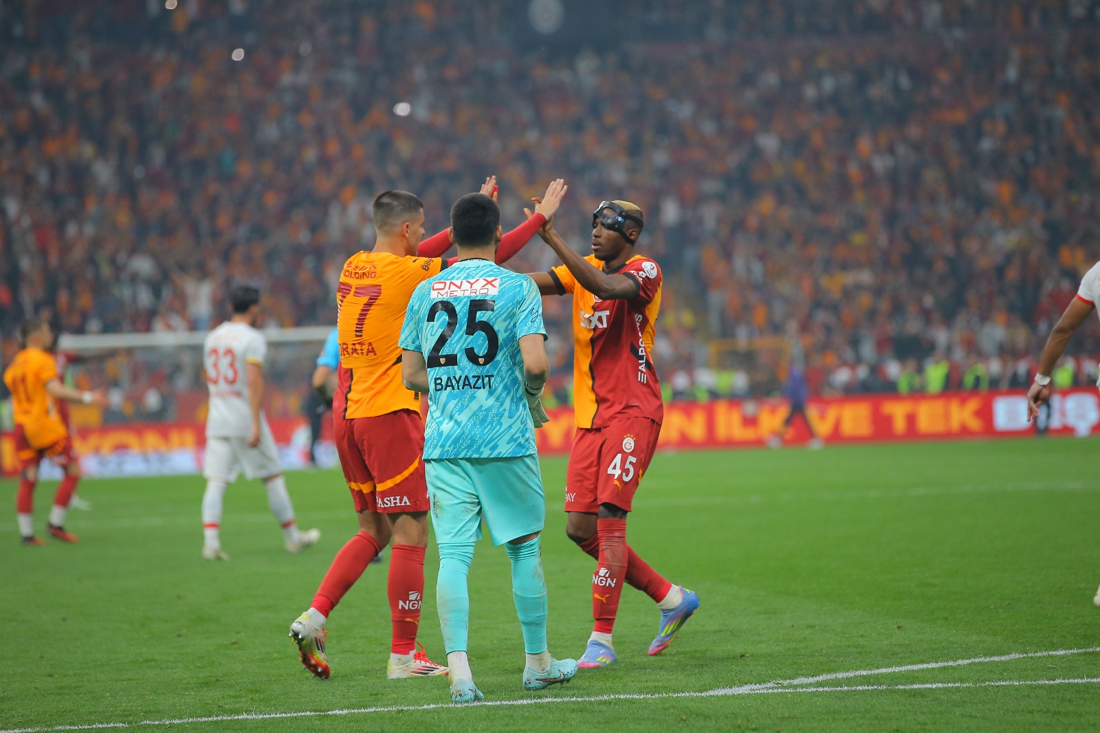 Şampiyon Galatasaray İzmir’de sahne alıyor! İşte Okan Buruk’un Göztepe maçı 11’i