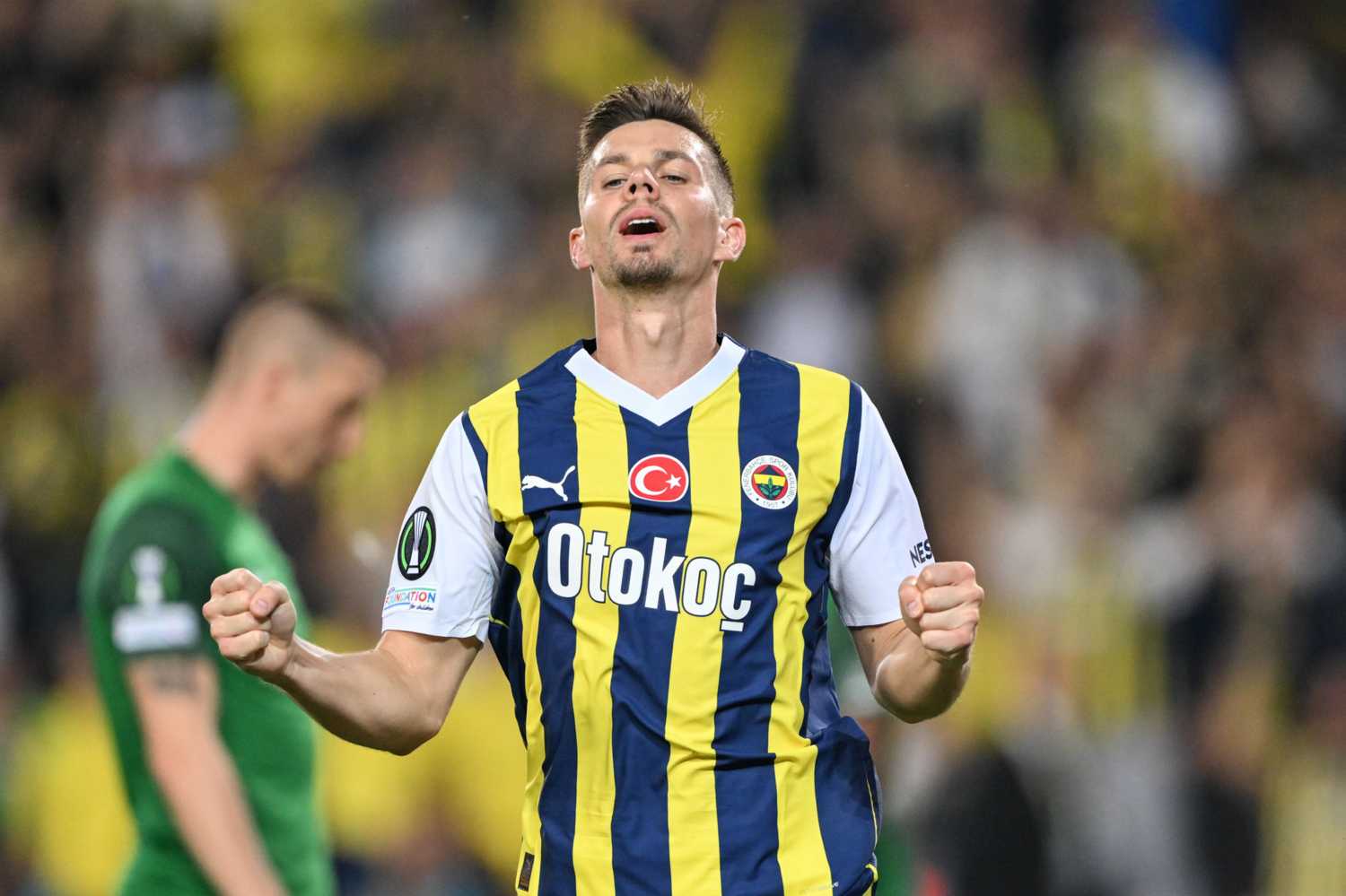 TRANSFER HABERİ: Fenerbahçeli futbolcu için resmi açıklama!