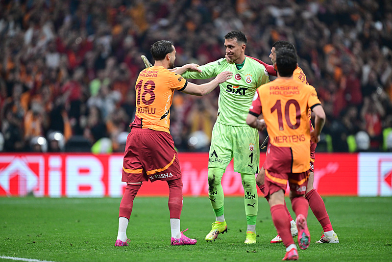 TRANSFER HABERLERİ | Galatasaraylı o isim ABD yolcusu! Gelecek sezon kadroda düşünülmüyor