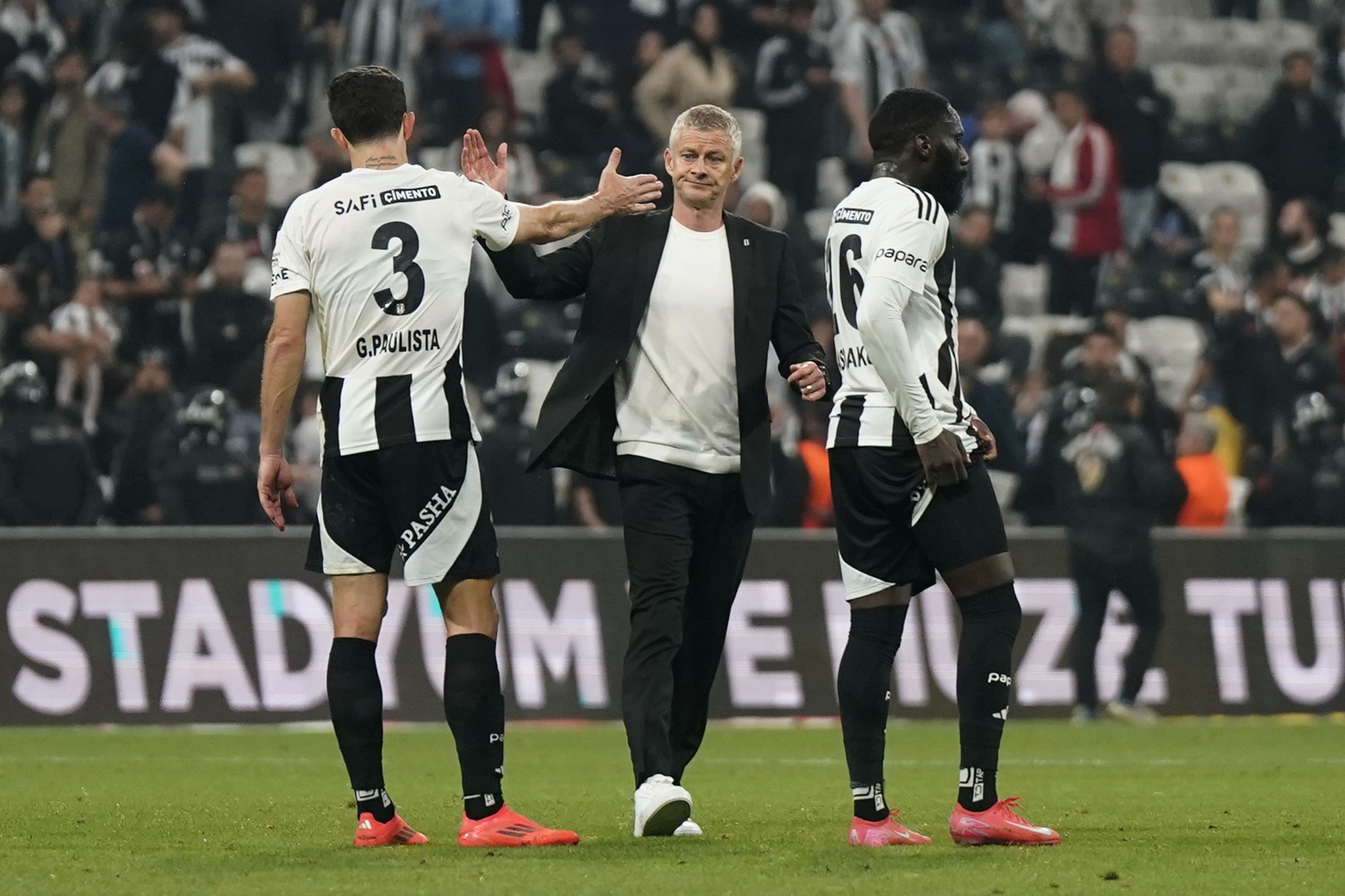 TRANSFER HABERİ | Beşiktaş’ın yeni stoperi Çekya’dan!