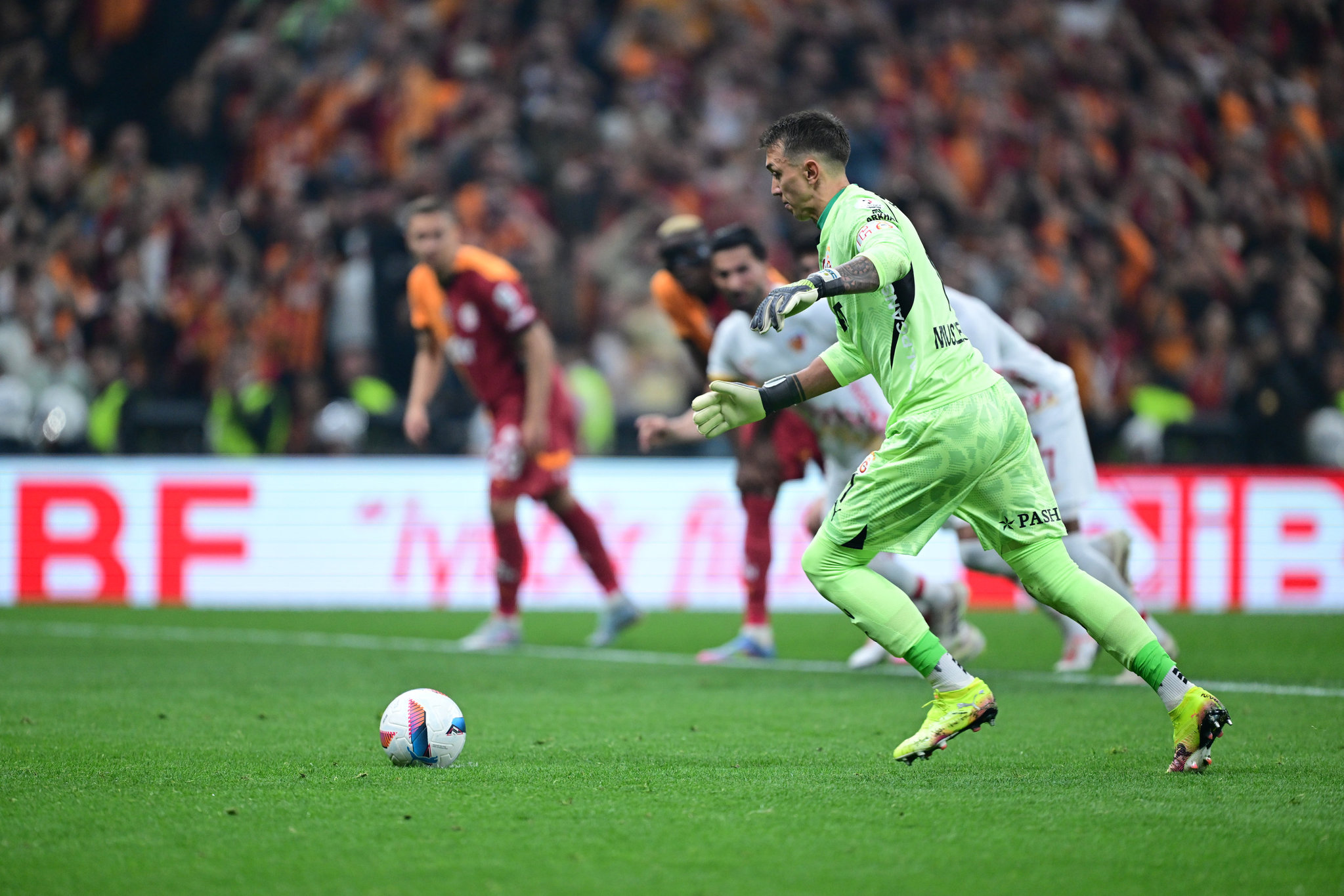 Galatasaray’a Polonyalı eldiven! Yönetim harekete geçti