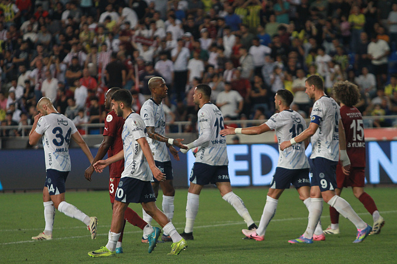 TRANSFER HABERİ | Fenerbahçe’den Mitroviç harekatı!