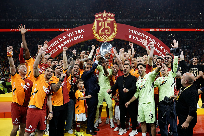 TRANSFER HABERİ - Roma’dan Nelsson kararı! Galatasaray’a geri mi dönecek?