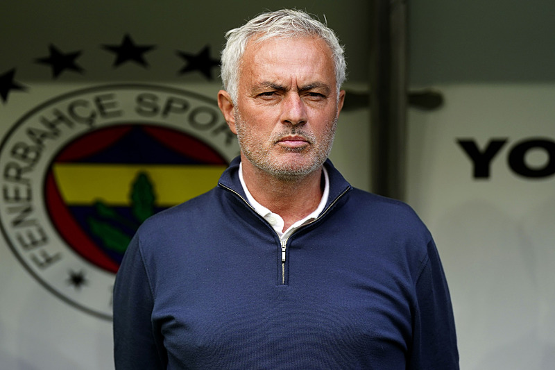 TRANSFER HABERLERİ | Fenerbahçe’ye Suudi Arabistan’dan dünyaca ünlü yıldız!