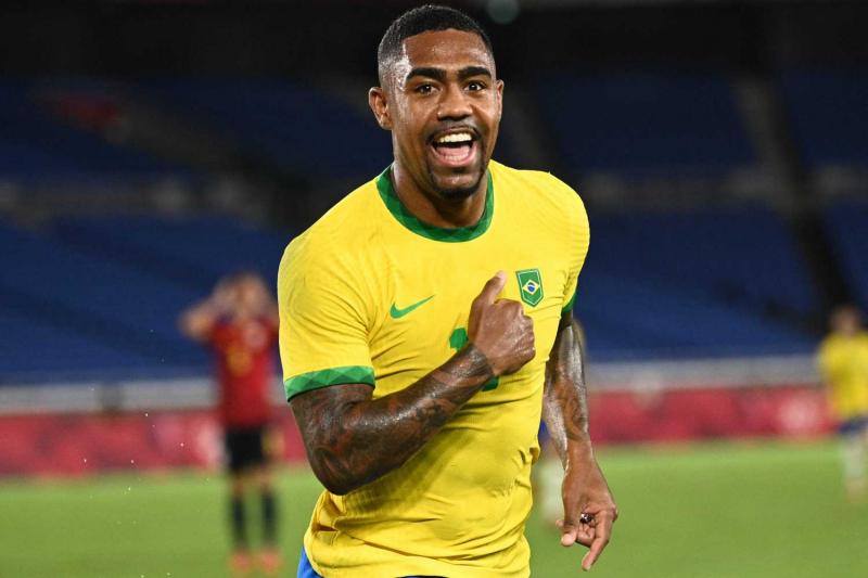 TRANSFER HABERLERİ | Fenerbahçe’ye Suudi Arabistan’dan dünyaca ünlü yıldız!