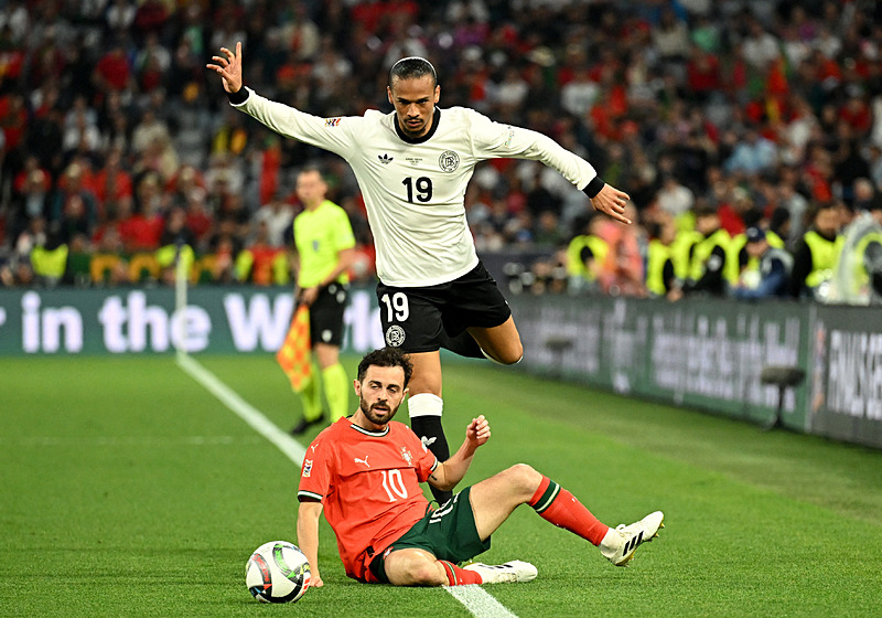 TRANSFER HABERİ: Galatasaray yıldız avına çıktı!