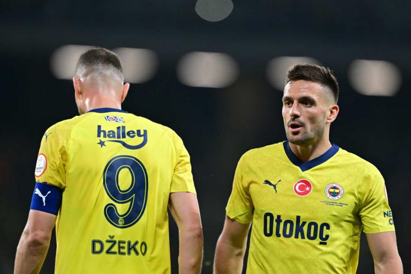 TRANSFER HABERİ: Hollanda ekibinden Fenerbahçe’nin genç yıldızına kanca! Teklifleri ortaya çıktı