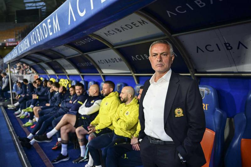 TRANSFER HABERİ | Szymanski adım adım Çizme yolcusu! Fenerbahçe’nin istediği rakam belli oldu