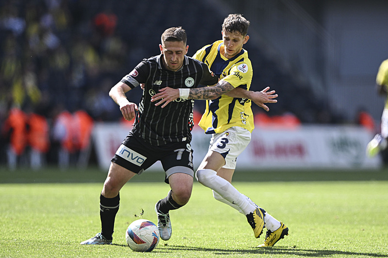 TRANSFER HABERİ | Szymanski adım adım Çizme yolcusu! Fenerbahçe’nin istediği rakam belli oldu