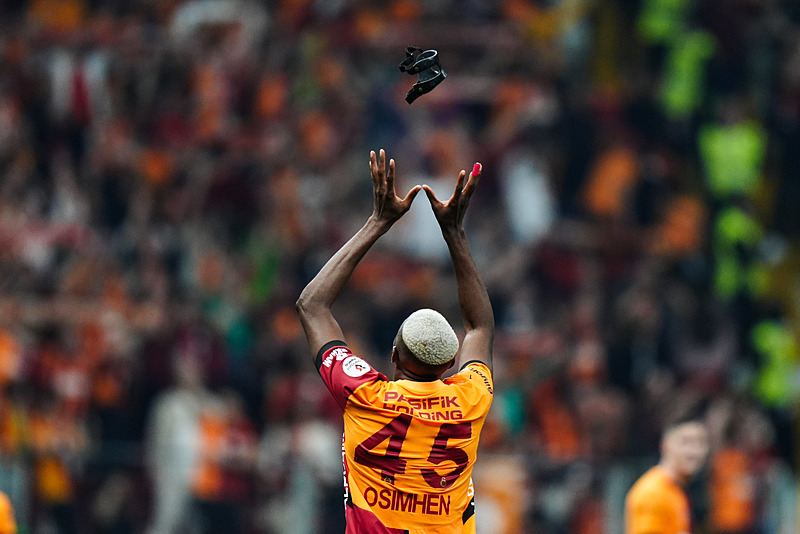 GALATASARAY TRANSFER HABERİ - Al-Hilal’den Osimhen’e bir teklif daha! Nijeryalı yıldızın yanıtı...