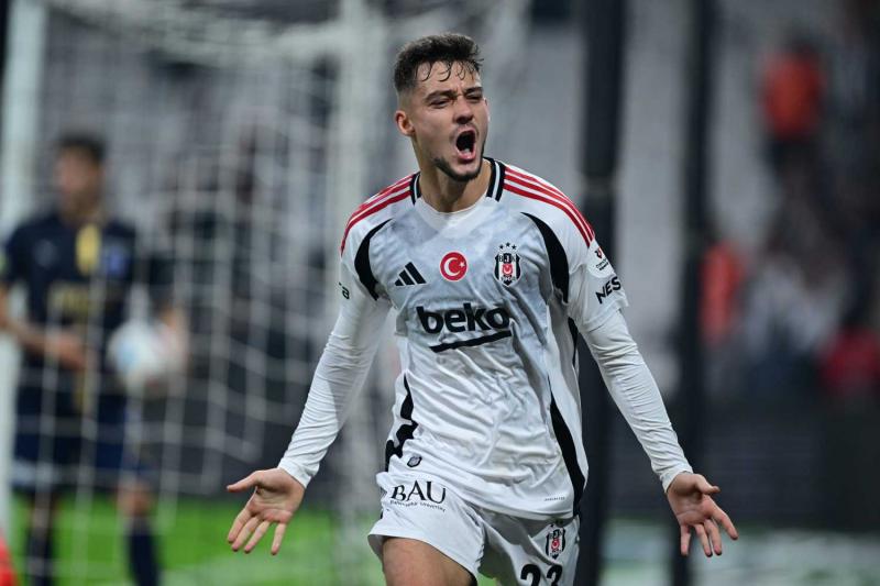 TRANSFER HABERLERİ | Beşiktaş’ta Ernet Muçi krizi!