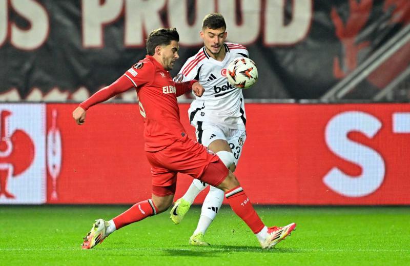 TRANSFER HABERLERİ | Beşiktaş’ta Ernet Muçi krizi!
