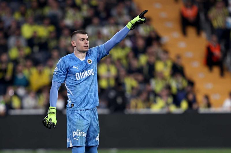 TRANSFER HABERLERİ | Livakovic’in Fenerbahçe’ye kazandıracağı bonservis belli oldu!