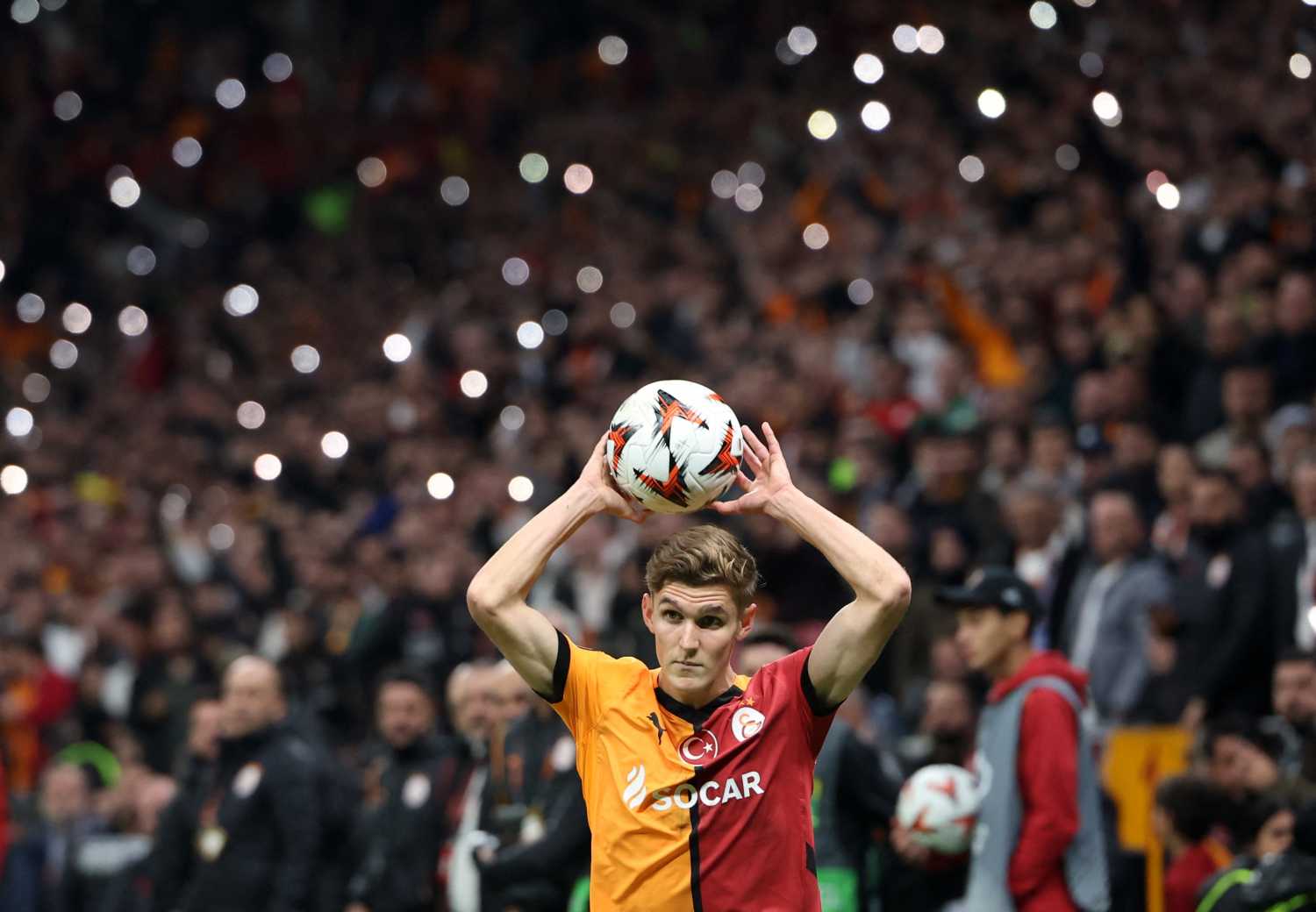 TRANSFER HABERİ:  Elias Jelert’e talip çıktı! Bundesliga ekipleri peşinde