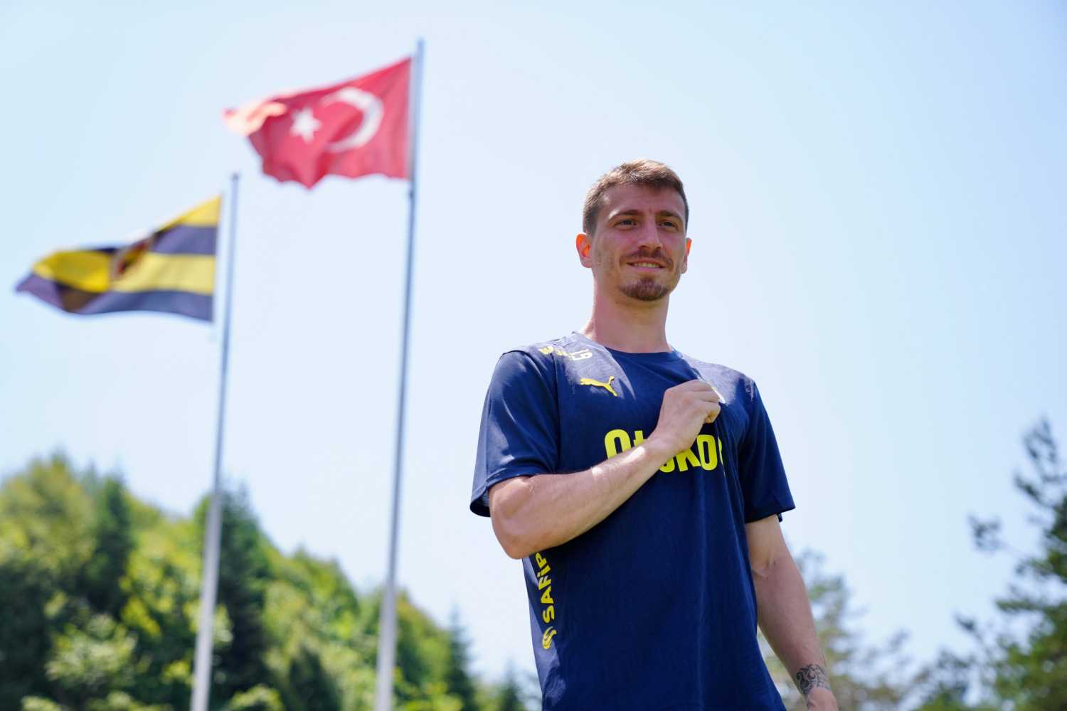 TRANSFER HABERİ: Fenerbahçe’de Mert Hakan Yandaş sürprizi! Yollar ayrılıyor mu?