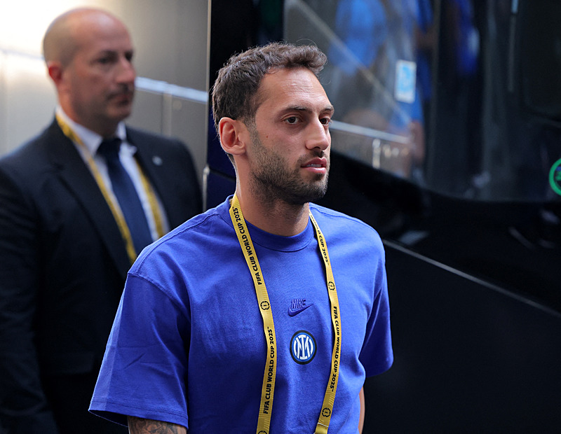 Fenerbahçe ve Galatasaray’a flaş transfer önerisi! O isim ortaya çıktı