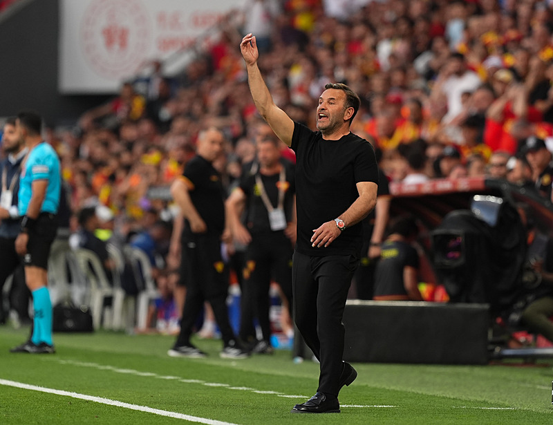TRANSFER HABERİ: Galatasaray’a transferde kötü haber!
