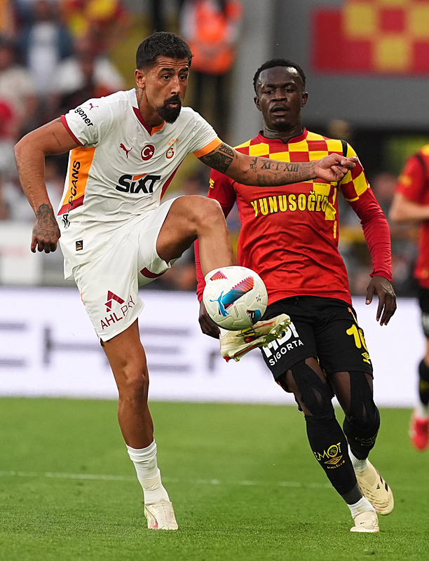 TRANSFER HABERİ: Galatasaray’da sıcak gelişme! Resmi imzayı atıyor