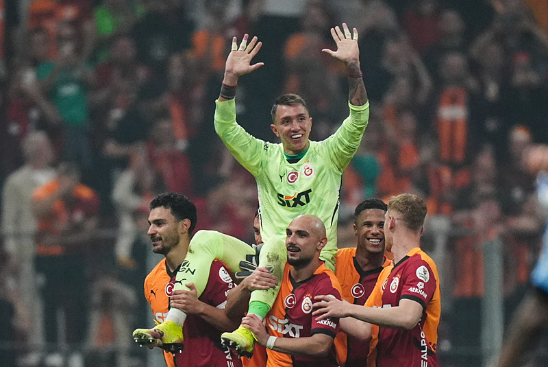 TRANSFER HABERİ: Galatasaray’da rota yeniden Petrovic!