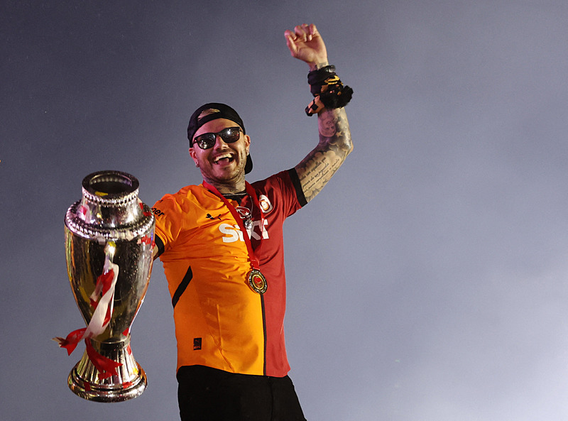 Galatasaray’dan transferde ters köşe! Cimbom’un yeni yıldızı Icardi’den