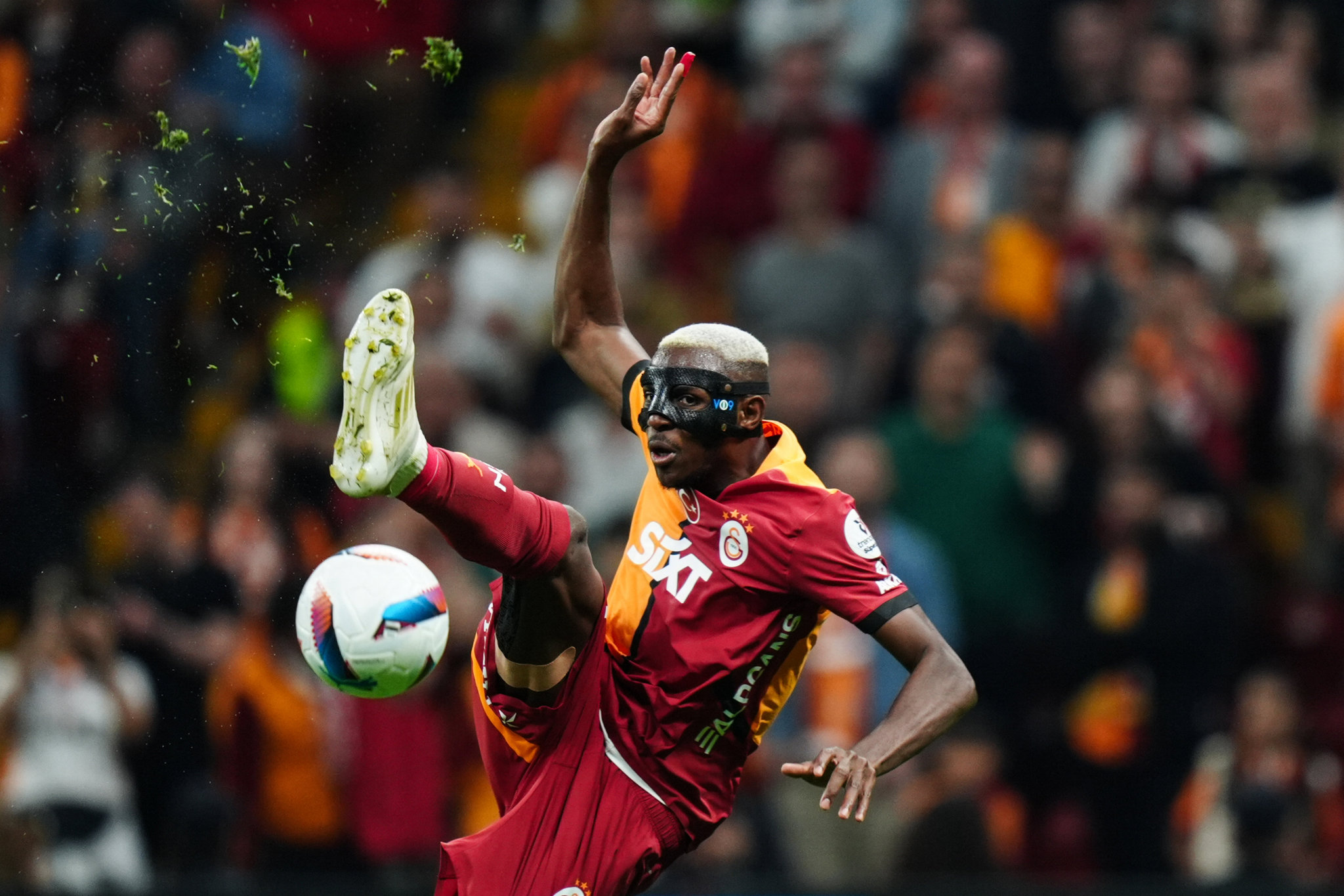 TRANSFER HABERİ: Galatasaray’dan şok Osimhen hamlesi! Herkes şaştı kaldı