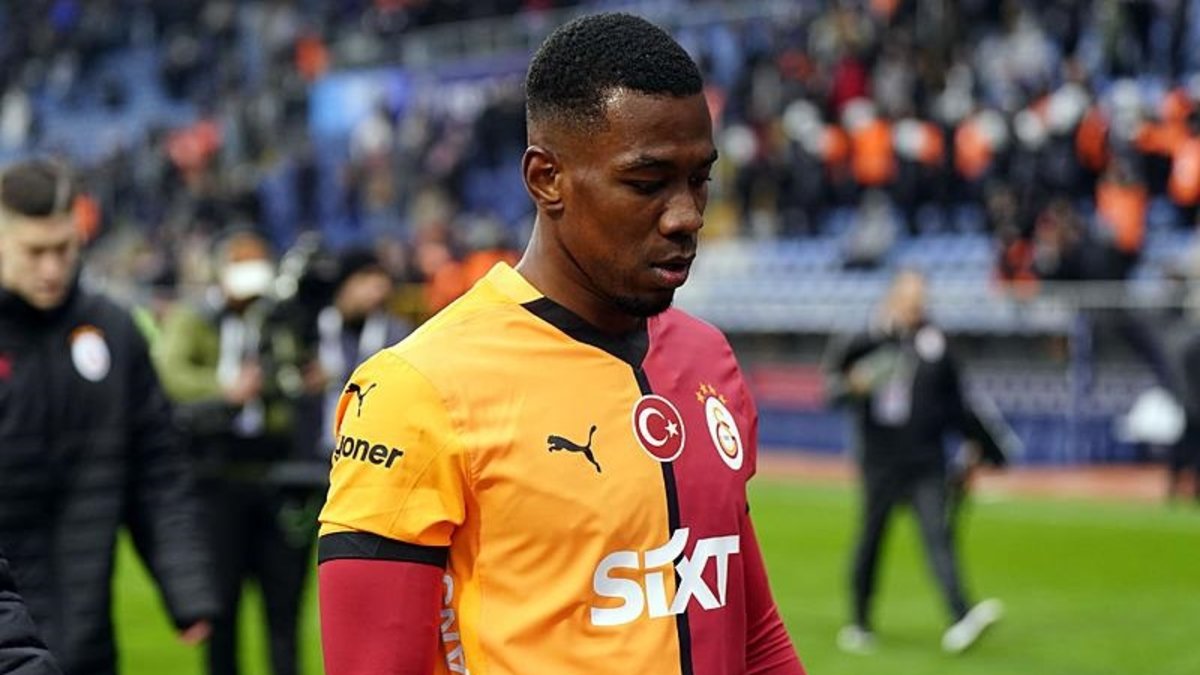 GALATASARAY TRANSFER HABERLERİ: Okan Buruk o ismi gözden çıkardı!