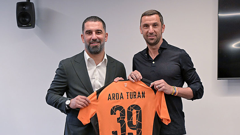 TRANSFER HABERİ: Arda Turan’dan Fenerbahçeli yıldıza kanca! İsmail Yüksek’in ardından...
